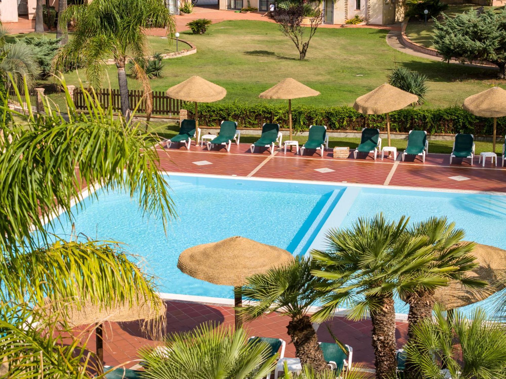 Baia Delle Palme Beach Santa Margherita di Pula Bagian luar foto